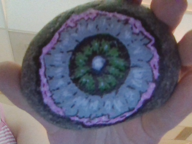 Eye rock thing ig bro
